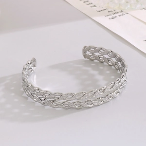 Retro silver twisted cable open cuff bracelet in minimalist French style for women