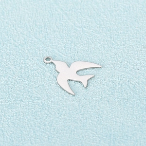 Polished silver stainless steel swallow bird pendant for DIY jewelry necklace making