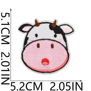 Dettaglio toppa ricamata a mucca di 5,1cm x 5,2cm con misure per decorazione fai-da-te