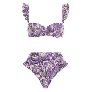 Bikini deux pièces beige avec imprimé floral, volants et taille haute