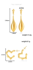 Size chart for gold teardrop earrings and heart hoops with weight and dimension details