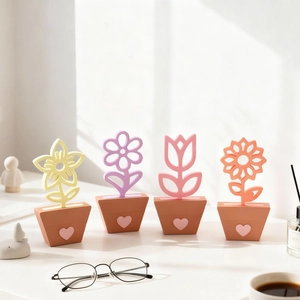 Set van 4 zonne-energie schommelende bloemen voor bureau en interieur decoratie