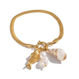 Bracciale a catena serpente dorato con ciondoli a forma di pesce, perla e conchiglia