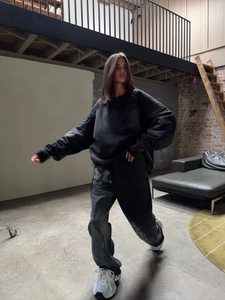 Oversized dark gray washed cotton sweatshirt set with drop shoulders and streetwear style