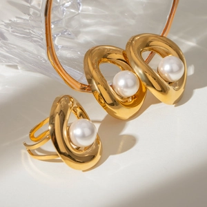 18k gold plated stainless steel hollow wave earrings and ring set with large pearls