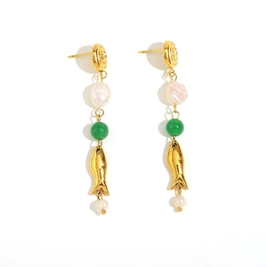 Retro 18K gold plated stainless steel fish earrings with pearls and green jade beads