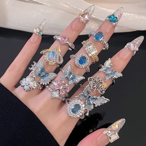 Französischer Luxus Schmetterling Strass Offener Ring Für Damen Eleganter Kupfer Emailliert Verstellbarer Fingerring Cool Stil Schmuck