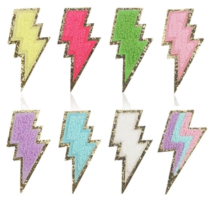 8-pack blikseminslag chenille patches met kleurrijk borduursel en gouden lovertjes