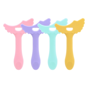 Silicone Eyeliner Aid Multi-Functional Makeup Tool Eyelash Shield Template for Eye Shadow