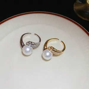 Bagues serpent ajustables avec perles et oxydes de zirconium en finitions dorée et argentée