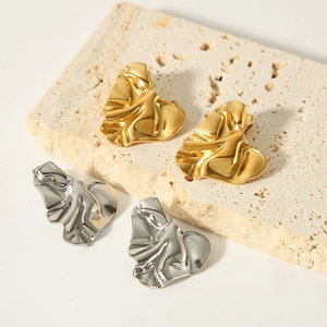 Minimalist 18K gold and silver plated stainless steel heart earrings with crumpled texture