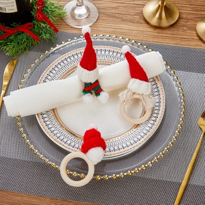 Portatovaglioli Natalizi Legno Maglia Mini Cappello Babbo Natale Sciarpa Aghi Di Pino Per Decorazione Tavola Cena Di Festa
