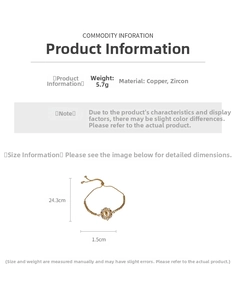 Vue macro du bracelet doré ajustable de 5,7g avec zircon et pendentif rond
