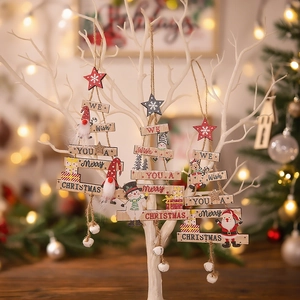 Ornamenti Natalizi In Legno A Forma Di Albero Con Campanelli Motivi Babbo Natale Pupazzo Di Neve Decorazione Casa