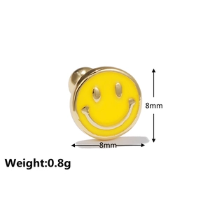 Detail view of 8mm golden smiley face stud earring with dimensions and weight data
