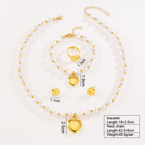 Detailed size specifications for gold heart pearl necklace, bracelet, and earring jewelry set