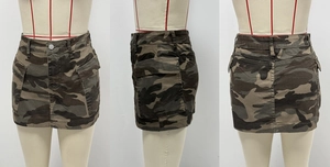 Vues détaillées sous trois angles d'une mini-jupe cargo camouflage en coton sergé pour femme