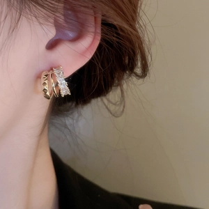 Three-layer gold C-shaped huggie earrings with rectangle zircon and rivet texture
