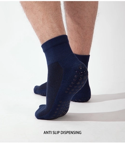 Detail of navy blue diabetic socks featuring professional anti-slip grip soles
