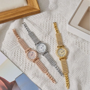 Orologio Al Quarzo Da Donna Con Cinturino In Lega Di Strass E Numeri Romani