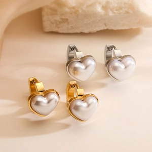 Heart Shaped Faux Artificial Pearl Huggie Earrings Copper Gold Plated Minimalist Niche Jewelry For Women