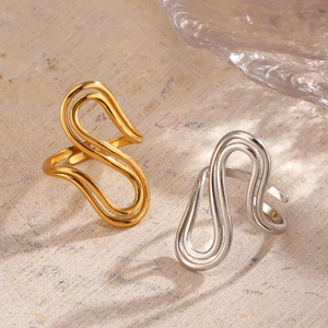 Adjustable wavy double-line stainless steel ring in gold and silver finish
