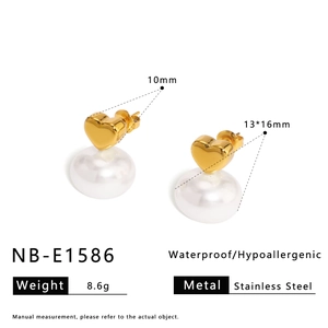 Macro detail of heart-shaped stainless steel pearl earrings with dimensions and weight info