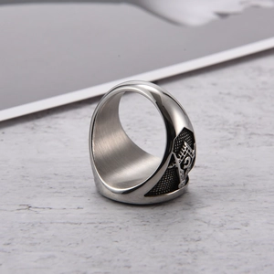 Retro stainless steel Freemasonry ring with vintage silver finish and detailed engraving
