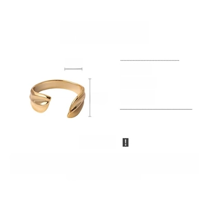 Detailed view of 15.8g acrylic open bangle featuring irregular geometric design