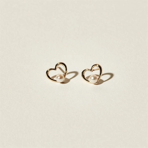 Heart Stud Earrings With 925 Sterling Silver Earring Post Artificial Pearl Elegant Korean Style Minimalist Jewelry For Women