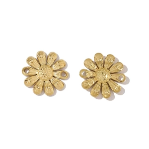 French style gold-plated flower charm pendants in stainless steel for jewelry making