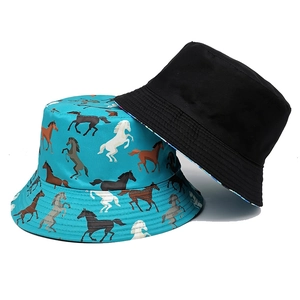 Cappello da pescatore reversibile con stampa Pegasus e lato nero per protezione solare