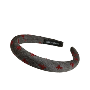 Retro denim headband with red bow embroidery and high crown sponge design for women