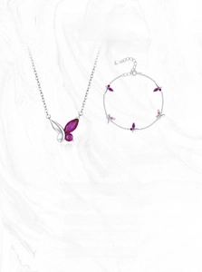 Vue détaillée de l'ensemble collier et bracelet papillon en argent massif S925