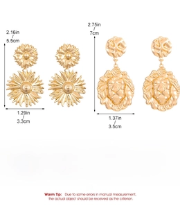 Size guide for gold alloy floral and lion head earrings with detailed dimensions