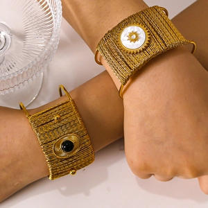 Luxury 18k gold plated stainless steel wide woven bangles with shell and black stone