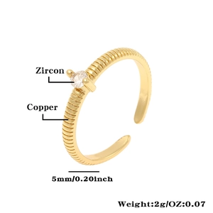 Detailed specs showing 5mm copper ring with zircon inlay and 2g weight parameters