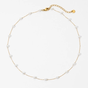 Elegant French Baroque gold chain necklace with lustrous white pearls for women