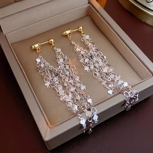 Orecchini eleganti con perle dorate e nappe d'argento a cuore in confezione regalo