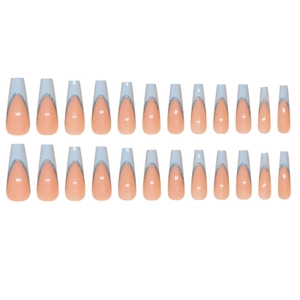 Faux ongles amande French avec base nude et design en V à paillettes bleu clair