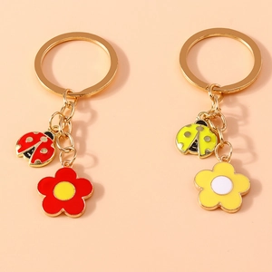 Ladybug Flower Keychain Zinc Alloy Enamel Bag Charm Pendant Pastoral Style Key Ring Gift For Women Girls
