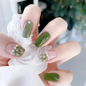 Green Plaid Press On Nails Glossy Fake Nails With Artificial Pearls And Rhinestones Elegant French Style For Women