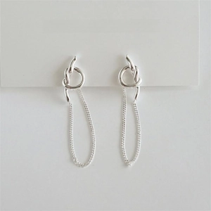 Minimalist 925 sterling silver knot chain earrings featuring long dangling tassels
