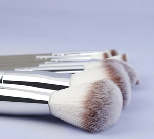 Detail of professional 23pcs makeup brush set with silver ferrules and gradient bristles