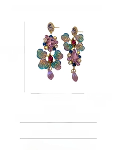 Detailed size and material specification chart for crystal butterfly earrings with S925 needle