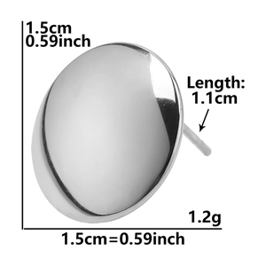 Detailed view of 304 stainless steel round stud earring with 1.5cm diameter measurements
