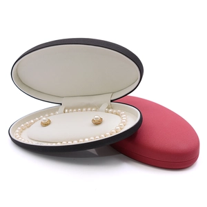 Premium oval jewelry box set for pearl necklaces and earrings in black and red finish