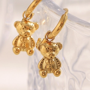 Chic 18K gold plated stainless steel bear earrings with detailed textured finish