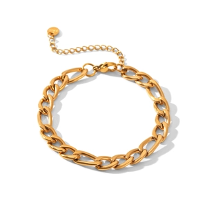 Detail of 18K gold-plated stainless steel Figaro chain bracelet with lobster clasp