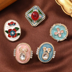 Vintage Enamel Floral Brooch Zinc Alloy Rhinestone Artificial Pearl Butterfly Bow Collar Pins For Women Retro Decorative Accessories